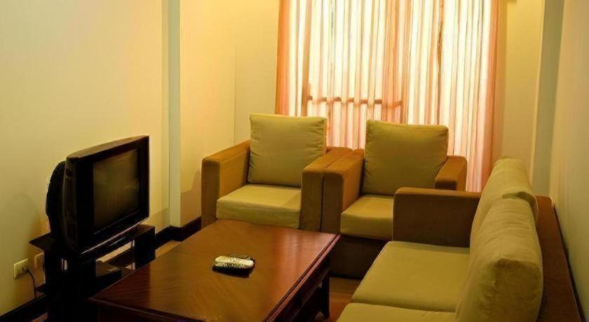 D' Leonor Hotel Davao City Εξωτερικό φωτογραφία