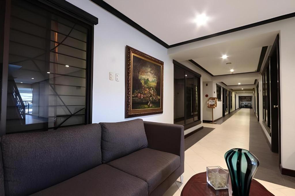 D' Leonor Hotel Davao City Εξωτερικό φωτογραφία