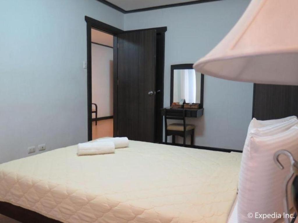 D' Leonor Hotel Davao City Εξωτερικό φωτογραφία