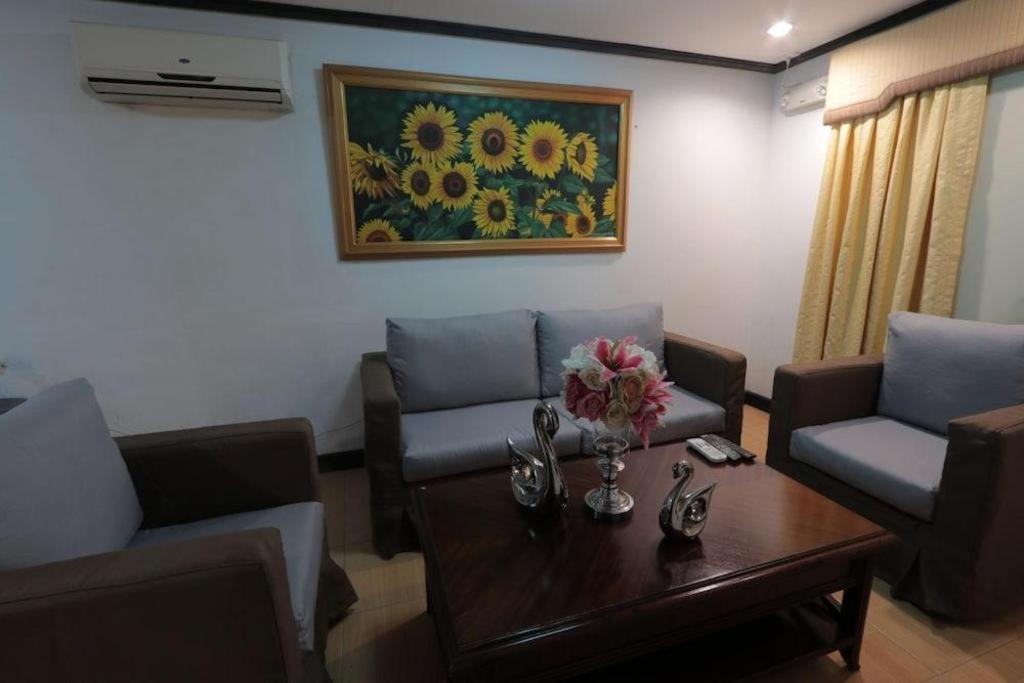 D' Leonor Hotel Davao City Εξωτερικό φωτογραφία