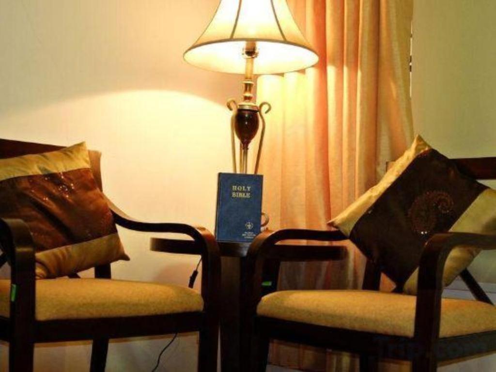 D' Leonor Hotel Davao City Εξωτερικό φωτογραφία